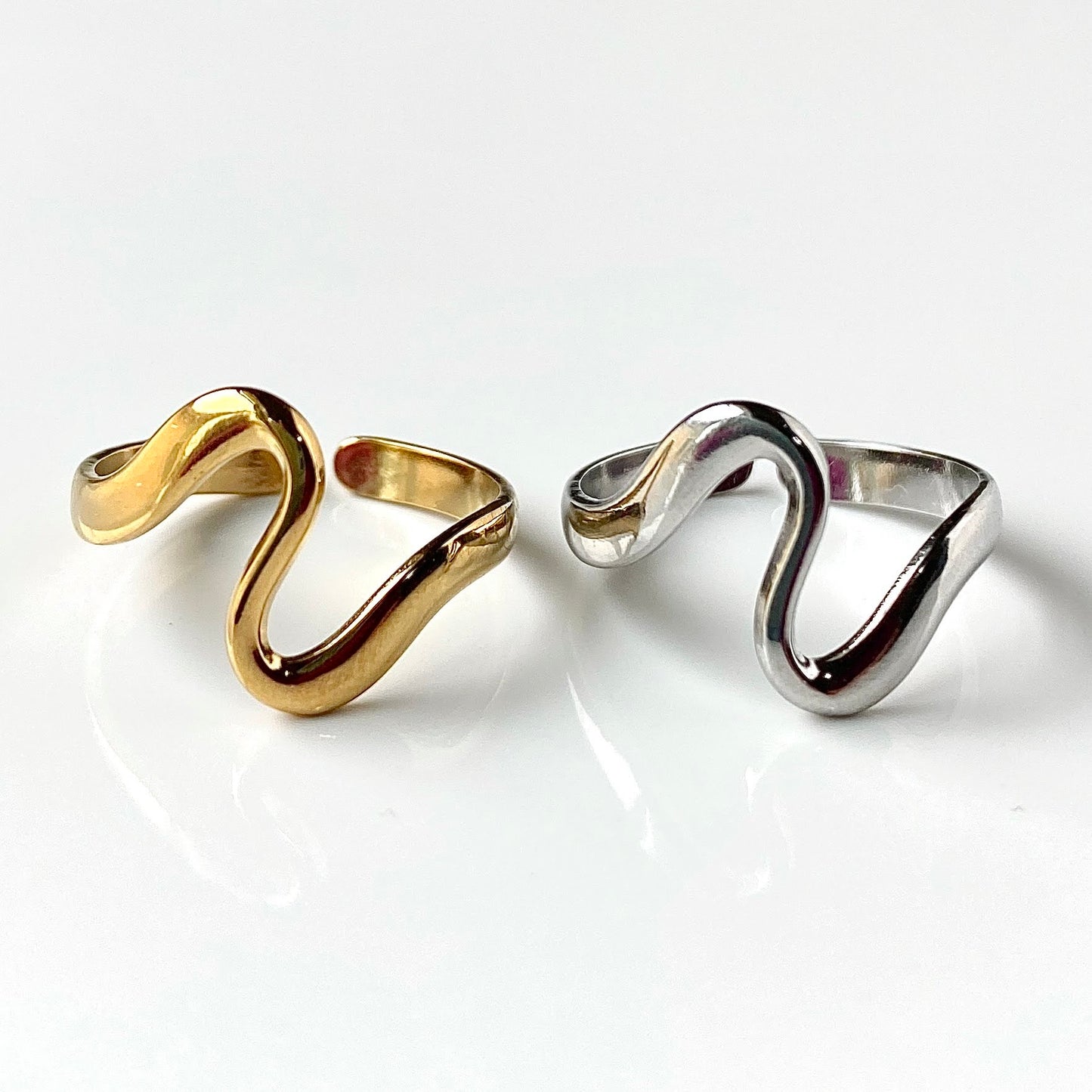 Irregular Curve Ring