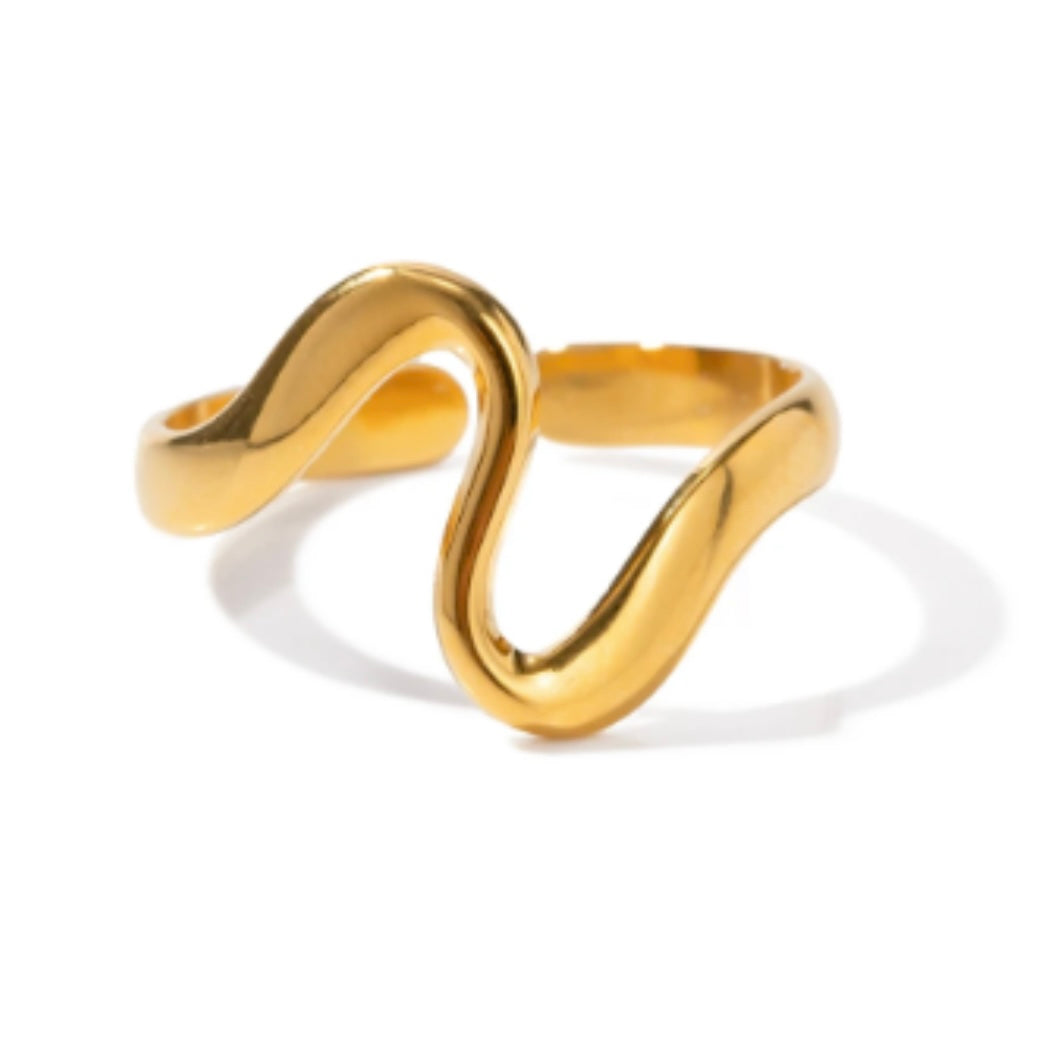 Irregular Curve Ring