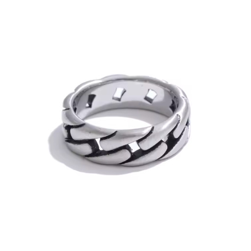 Angled Link Ring